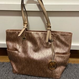 Michael Kors Rose Gold Bag